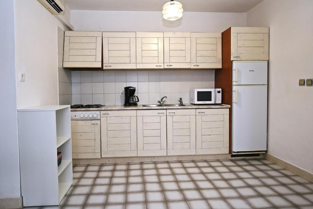 Apartments By The Sea Prizba, Korcula - 9255 Exterior foto