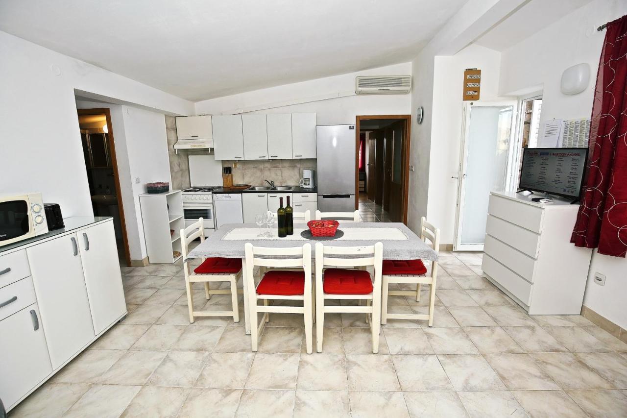 Apartments By The Sea Prizba, Korcula - 9255 Exterior foto